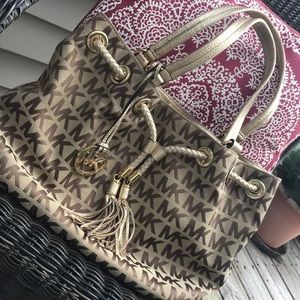 Michael Kors purse